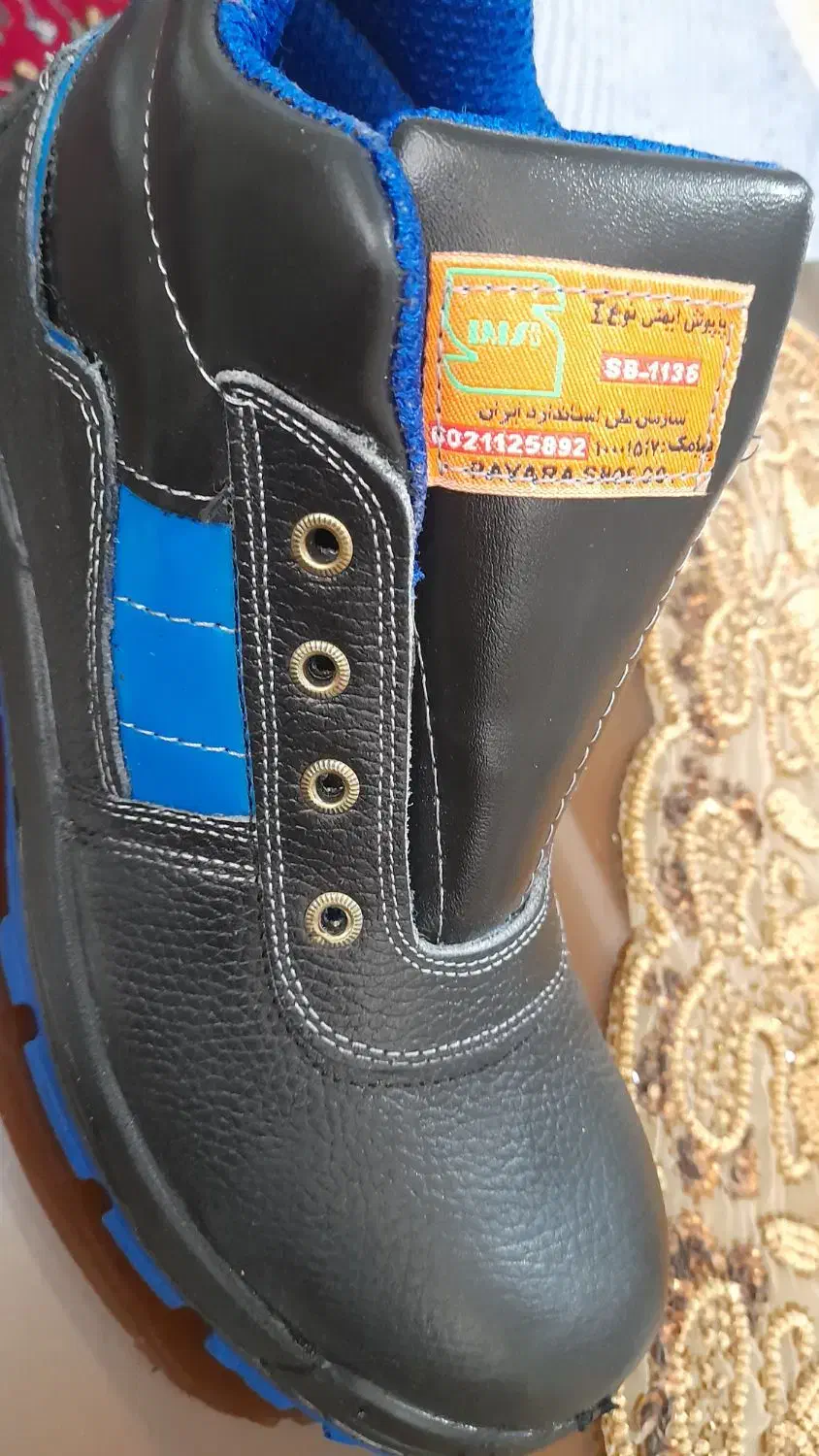 کفش ایمنی ۲ عدد|کیف، کفش، کمربند|زنجان, |دیوار