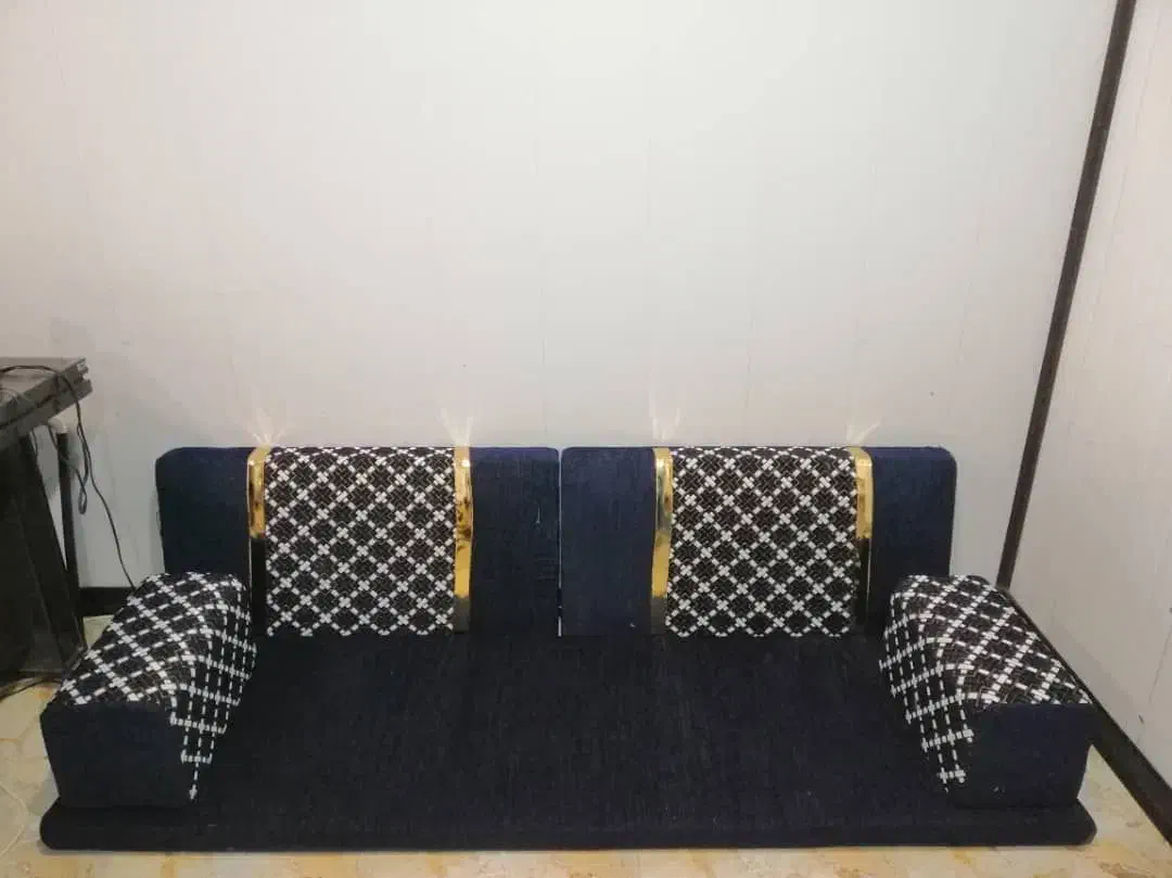 پشتی رزین|پشتی|اهواز, کمپلو جنوبی|دیوار