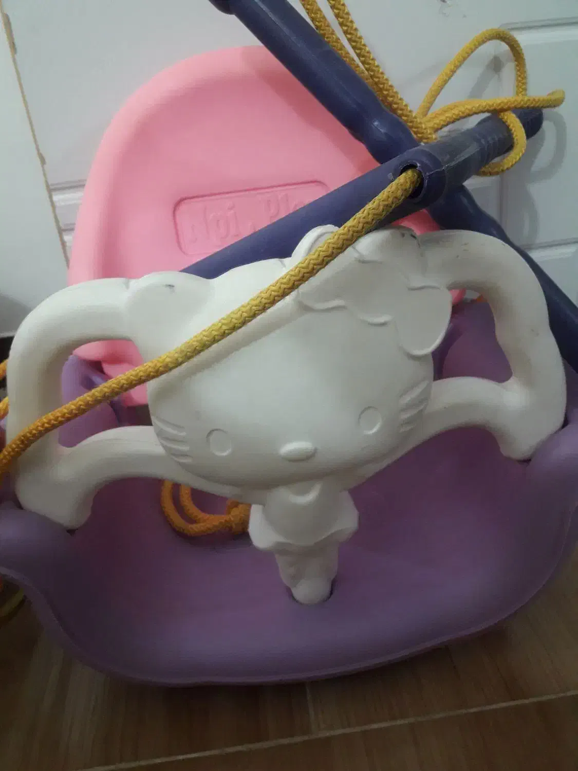 تاب|اسباب و اثاث بچه|دوگنبدان, |دیوار