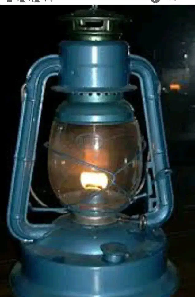 چراغ نفتی درحدنو|لامپ و چراغ|خورموج, |دیوار