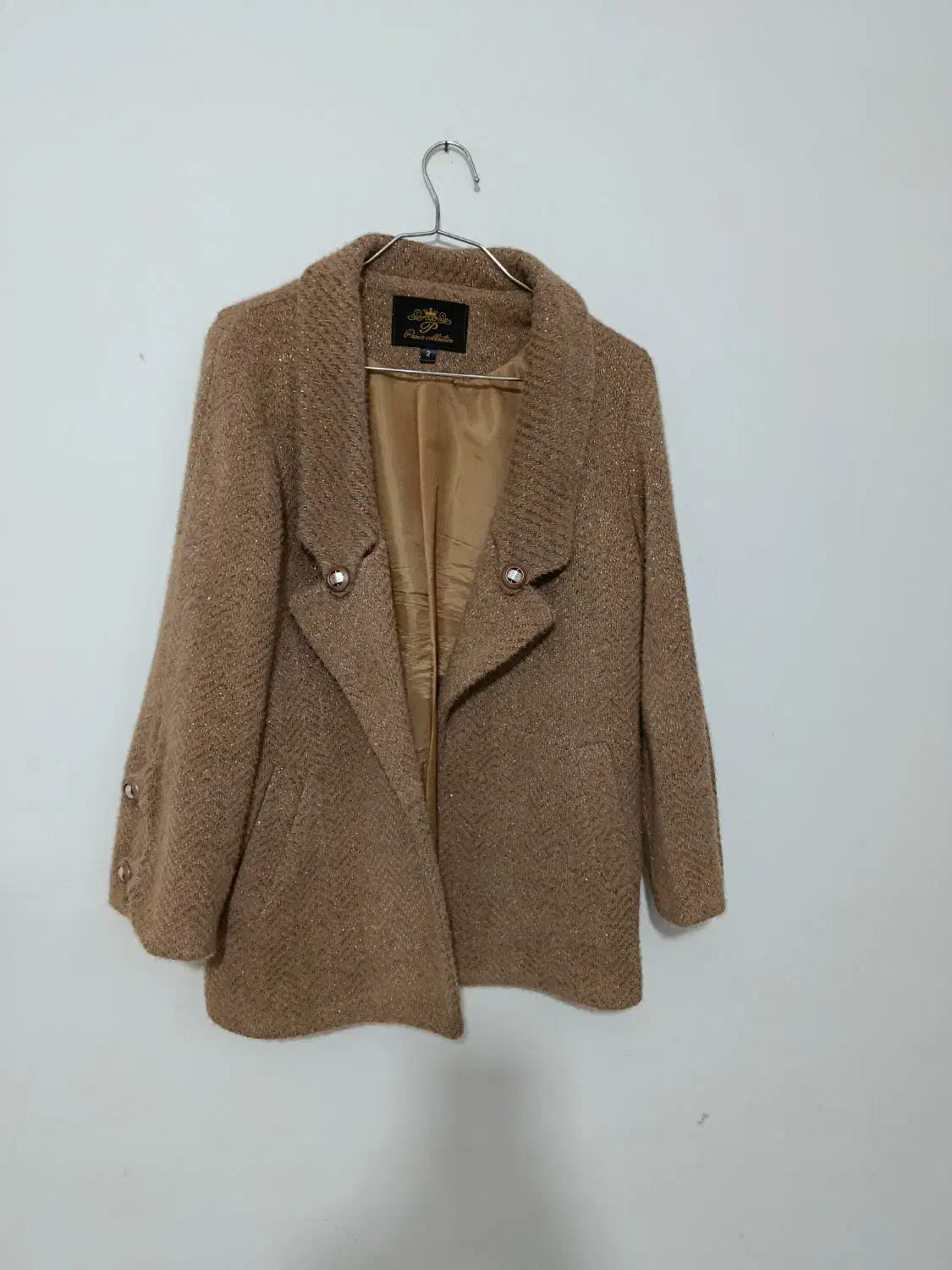 پالتو گرم|لباس|مشهد, شهید قربانی|دیوار