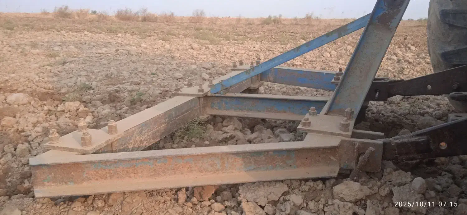 کار با تراکتور .فقط دیکس|خدمات باغبانی و درختکاری|گنبد کاووس, |دیوار