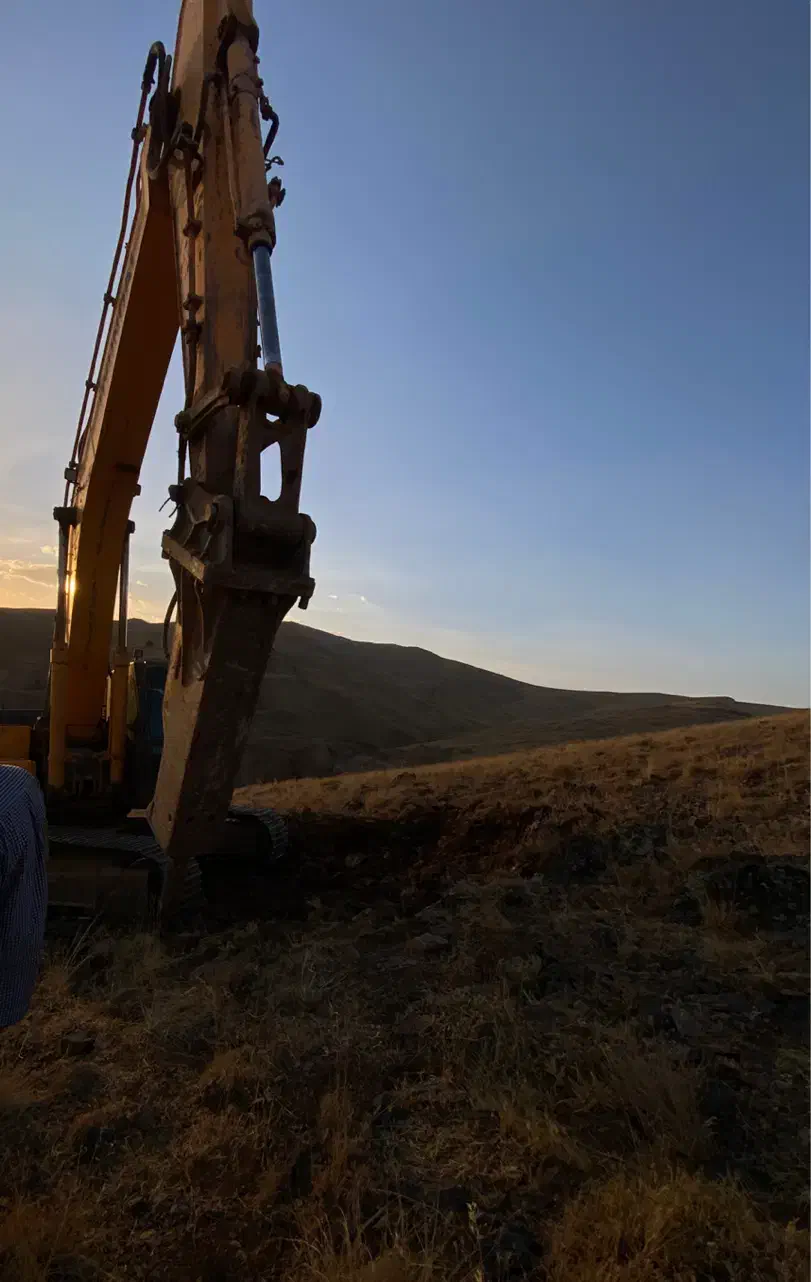 راننده کمپرسی پایه یک و بیل مکانیکی|استخدام حمل و نقل|زنجان, |دیوار