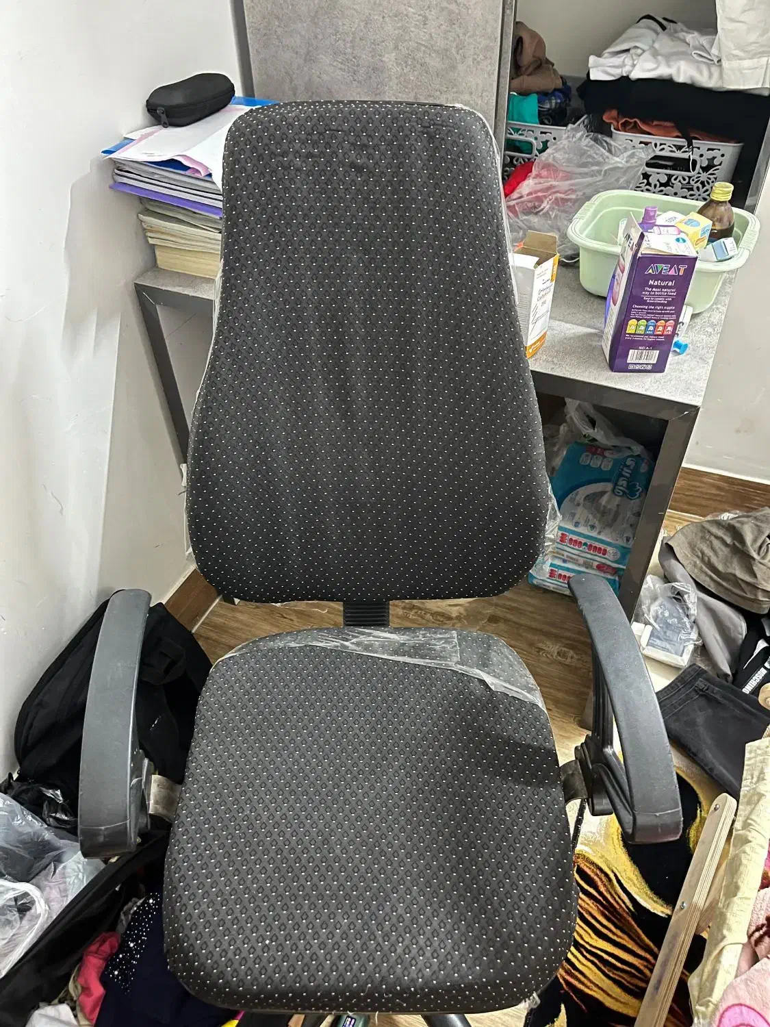 صندلی|صندلی و نیمکت|اسلام‌‌آباد غرب, |دیوار