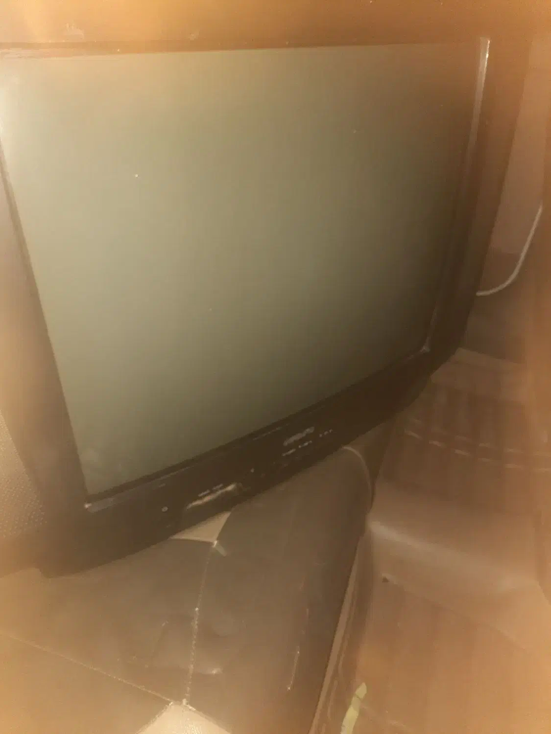 تلوزیون۲۱اینچ سالم|تلویزیون و پروژکتور|قزوین, |دیوار