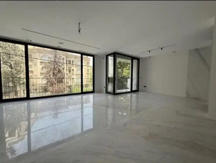 ۲۱۱متر/ شمالی رو به نما/ ۲ پارکینگ فاز ۱|فروش آپارتمان|کرج, گوهردشت|دیوار