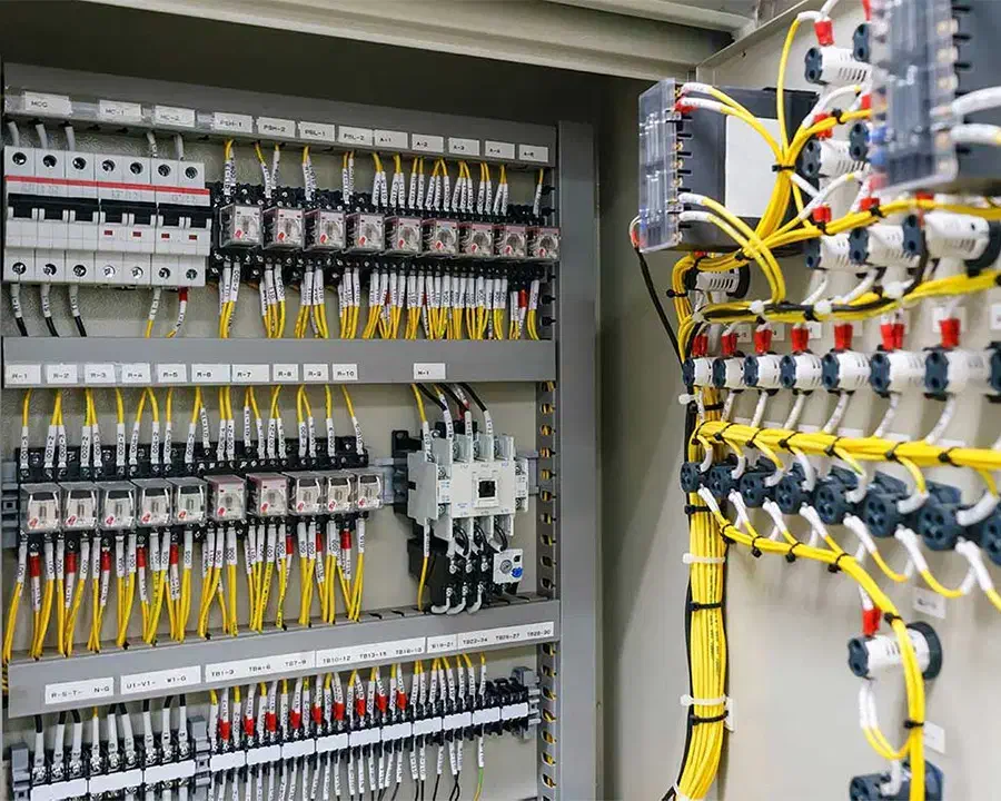 برق کار صنعتی PLC برقکار ساختمانی تابلو برق|خدمات پیشه و مهارت|کرج, شهرک شیخ سعدی|دیوار