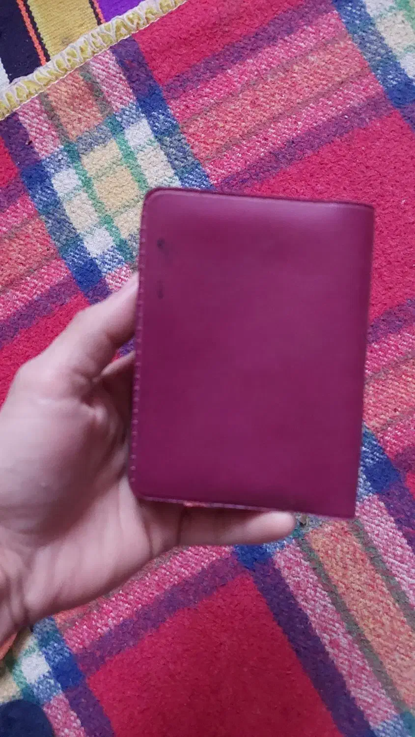 کیف مدارک پیدا شده بذرافشان|اشیا|شیراز, شهرک مهدیآباد|دیوار