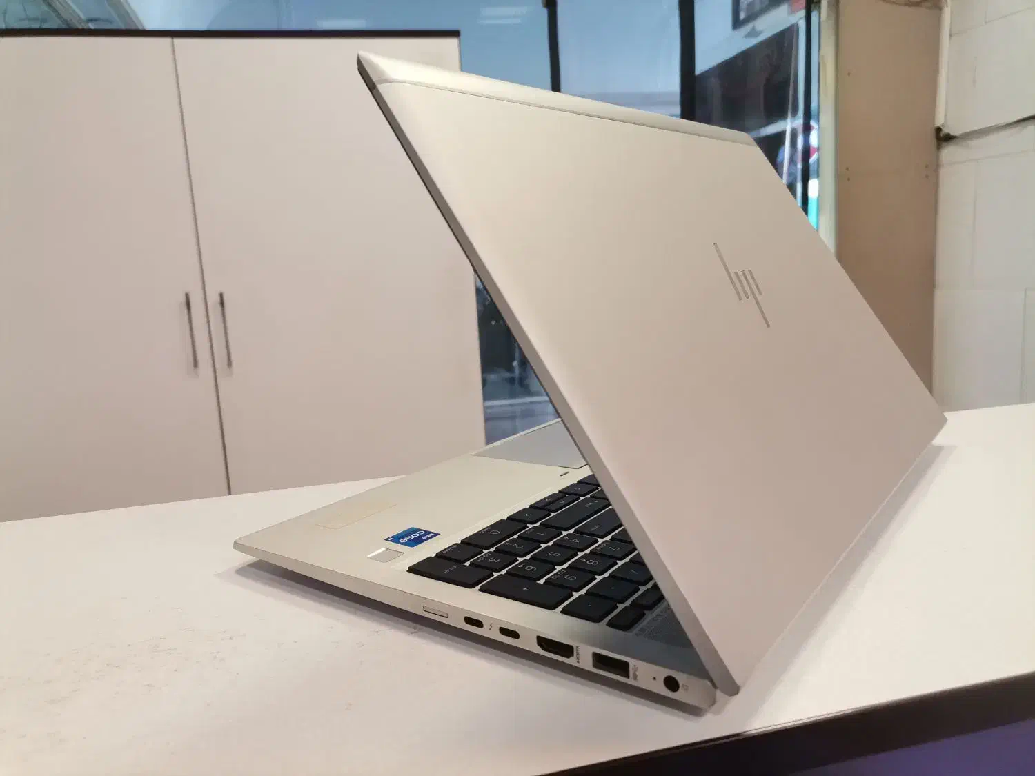 لپتاپ HP ELITE BOOK 850 G8|رایانه همراه|ری, سرتخت|دیوار