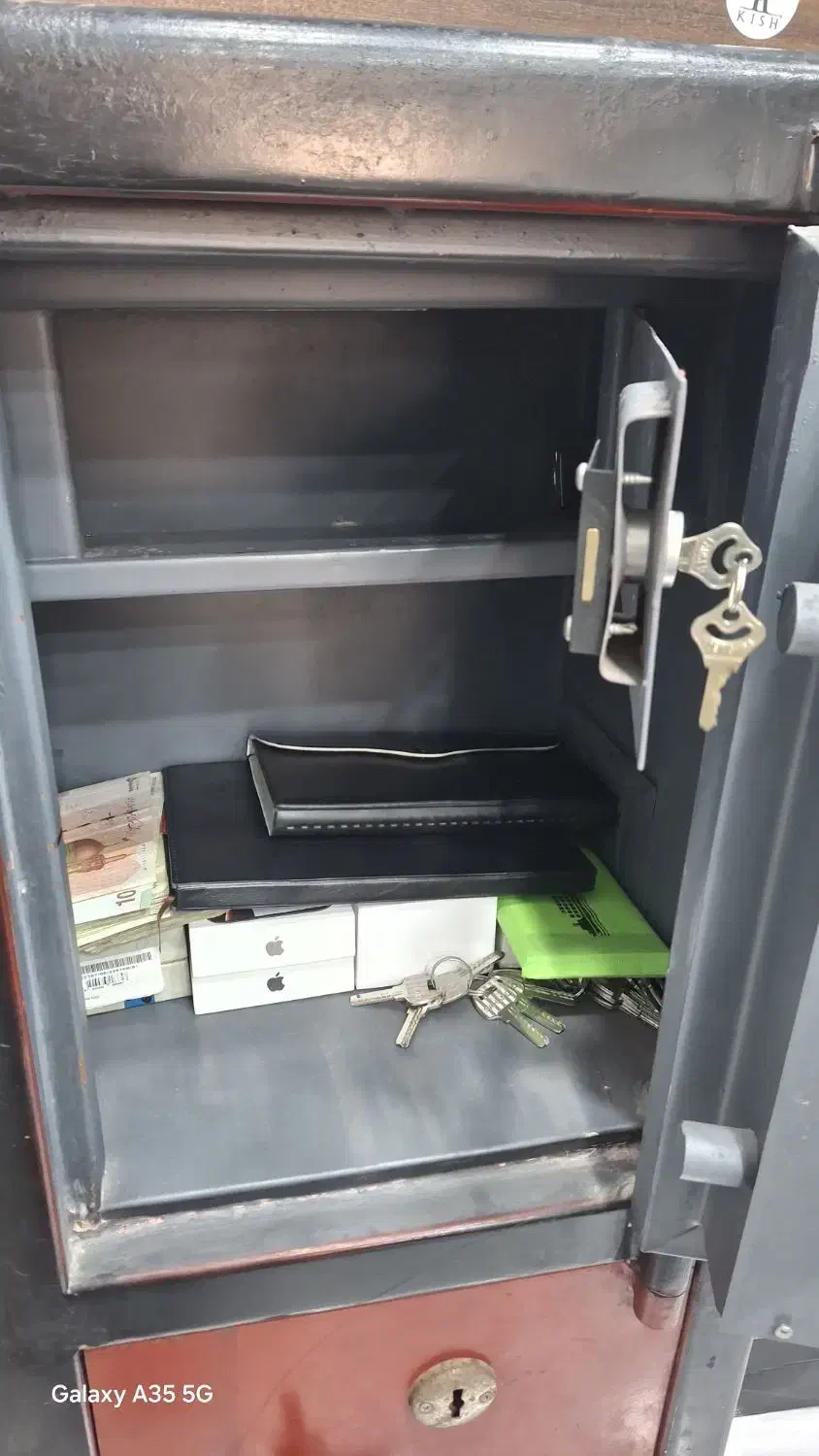 گاو صندوق درحد|ابزارآلات|درگهان, |دیوار