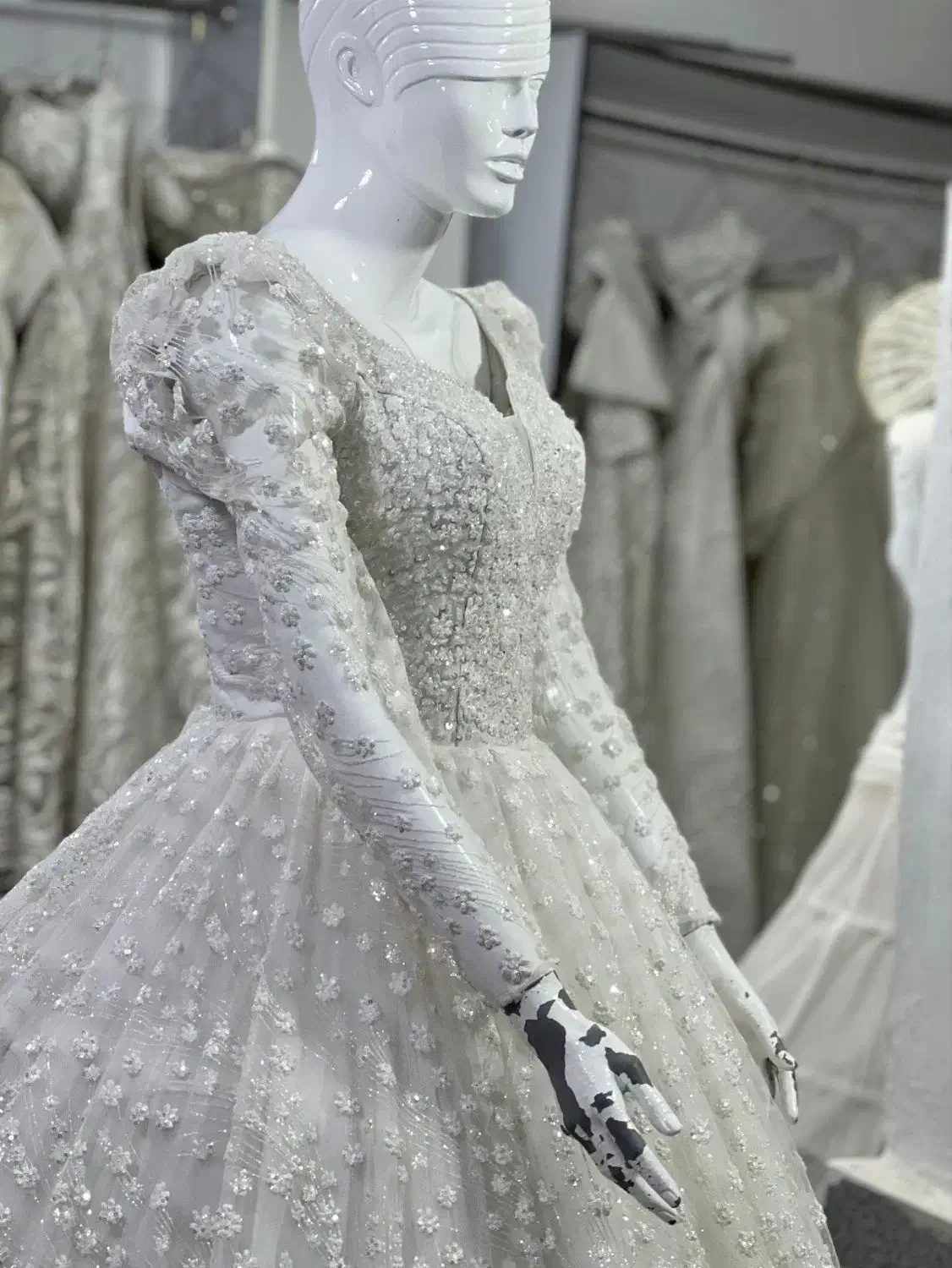 لباس عروس|لباس|اردبیل, |دیوار