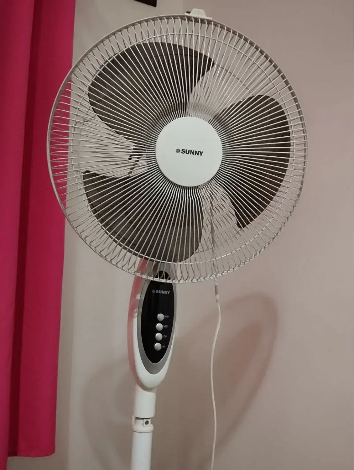 پنکه سه کاره|پنکه و تصفیه‌کنندهٔ هوا|کردکوی, |دیوار