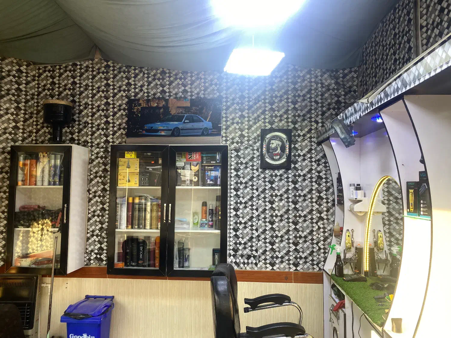 کابینت آرایشگاهی|آرایشگاه و سالنهای زیبایی|ملکان, |دیوار