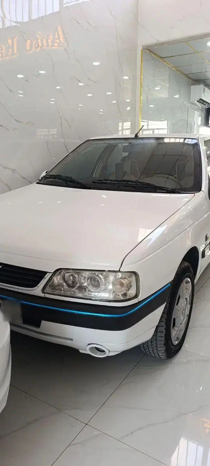 پژو ۴۰۵ اس ال ایکس مدل ۹۷|خودرو سواری و وانت|قم, دروازه چوبی|دیوار