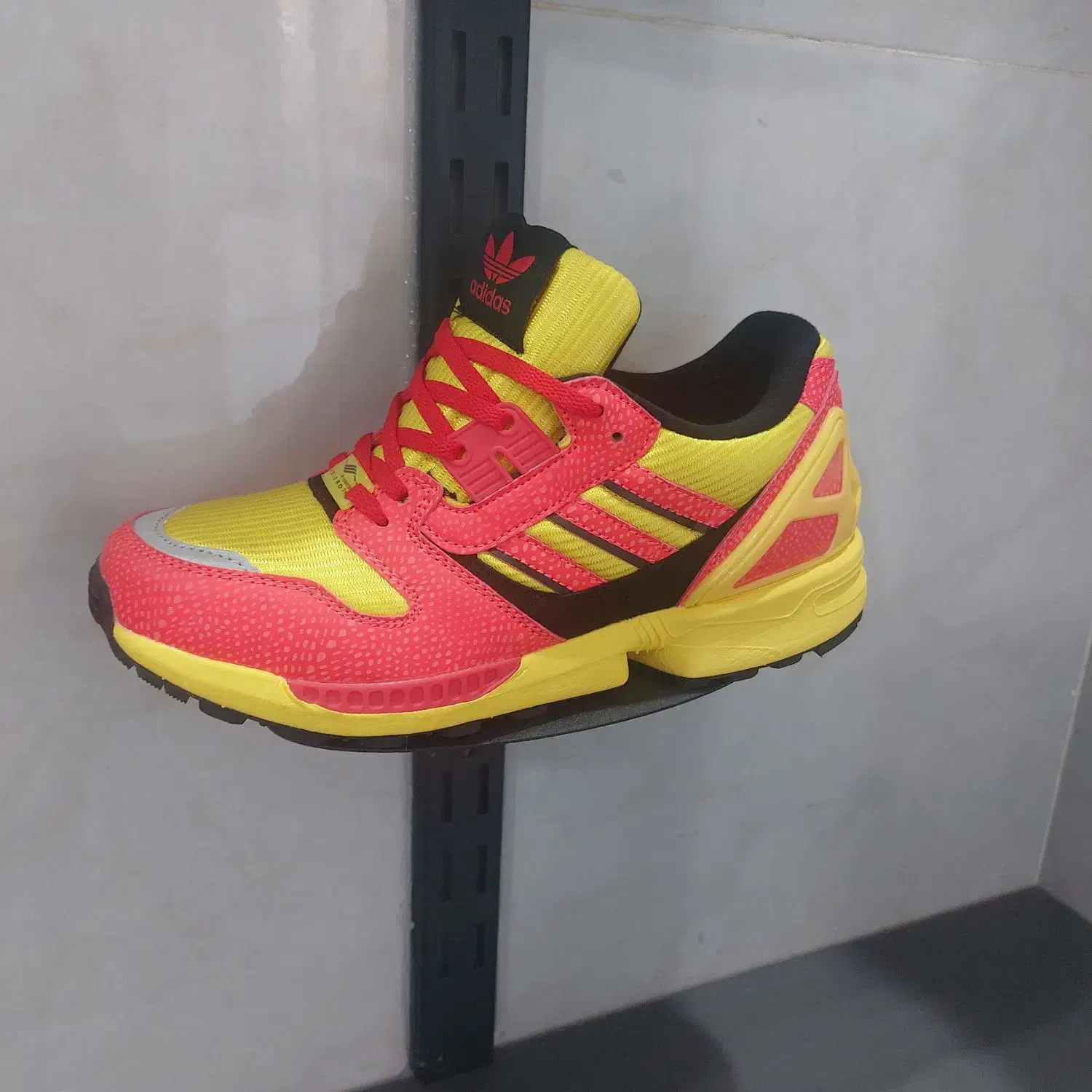 اتموس اسپانیا|کیف، کفش، کمربند|پاکدشت, پاکدشت (مامازند)|دیوار