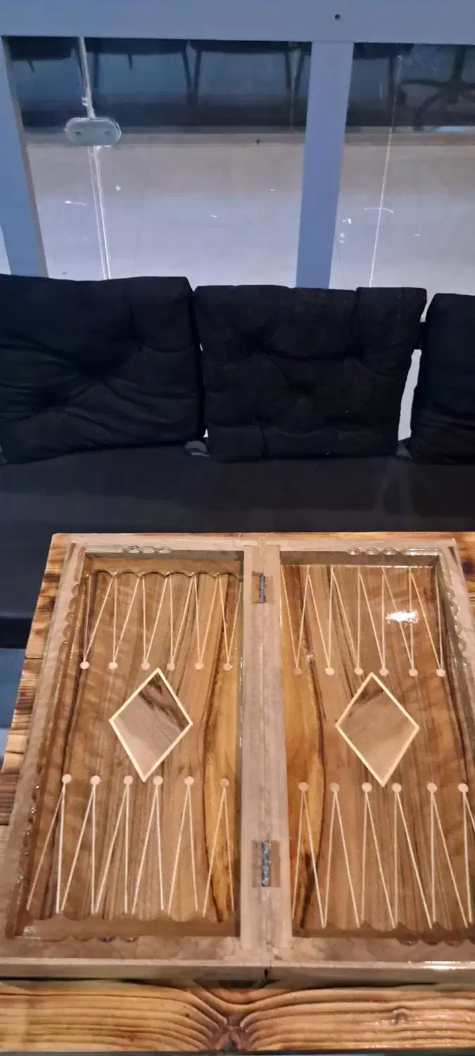 تخته نرد|اسباب‌بازی بچه|کیش, |دیوار