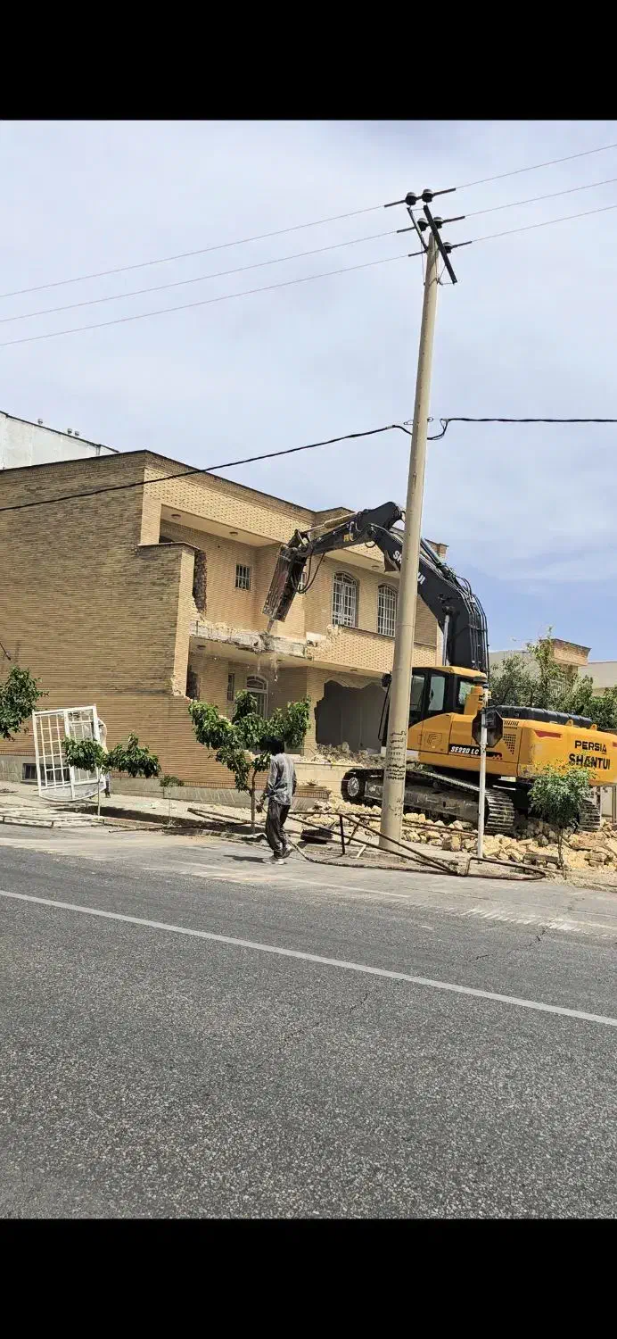 اجاره بیل مکانیکی زنجیری با چکش و کمپرسی|خدمات حمل و نقل|شیراز, دکتر حسابی|دیوار