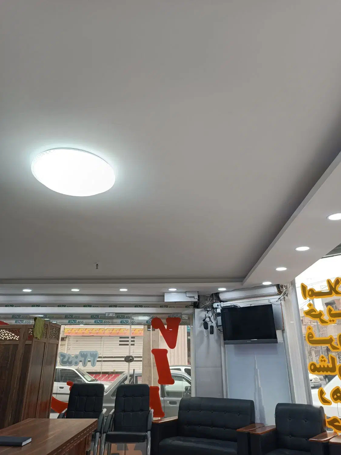 مغازه زیرپله اصلی طالقانی|اجارهٔ مغازه و غرفه|اهواز, ۳۰ متری|دیوار