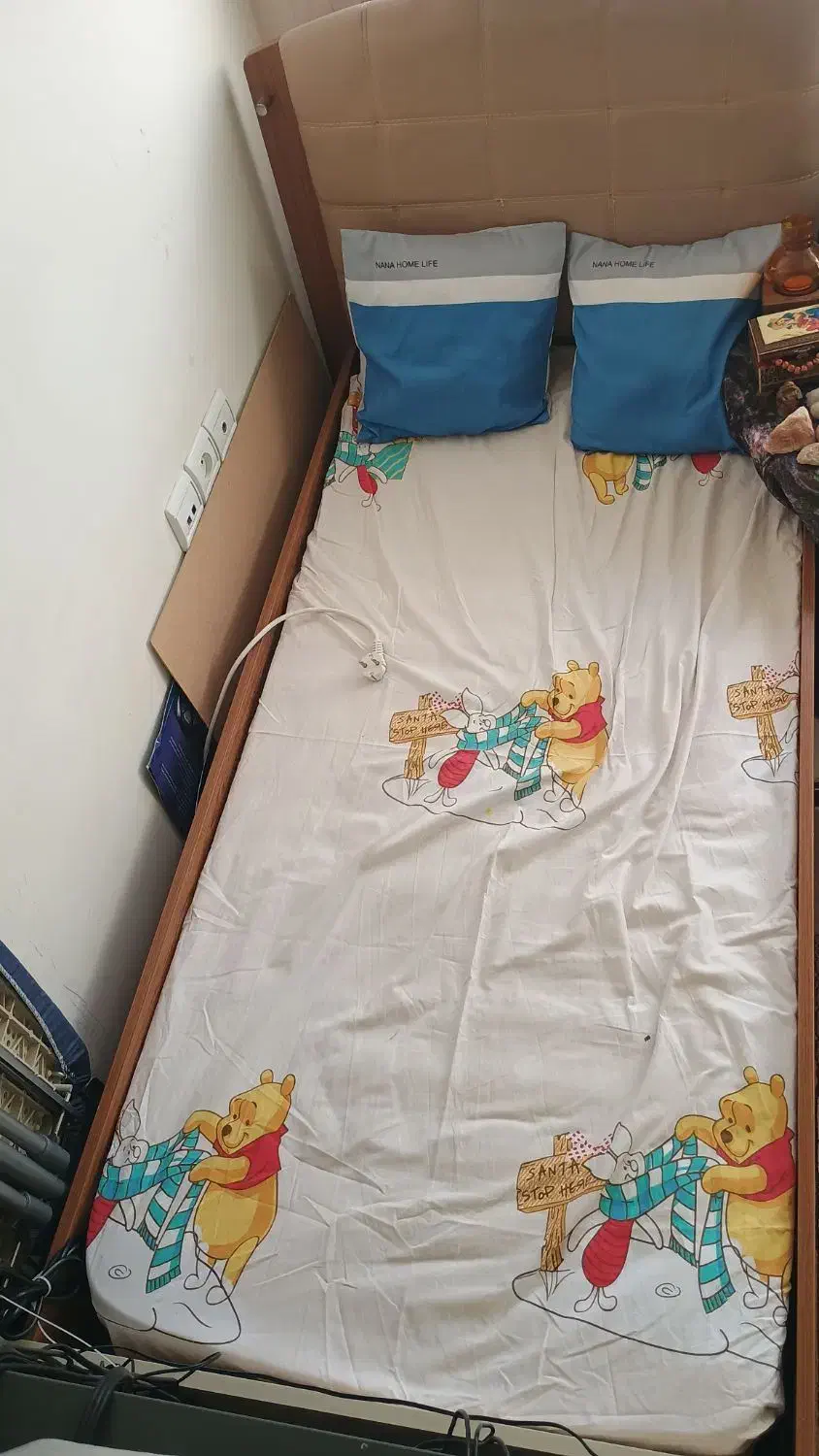 تخت یکنفره|تخت و صندلی بچه|رودهن, |دیوار