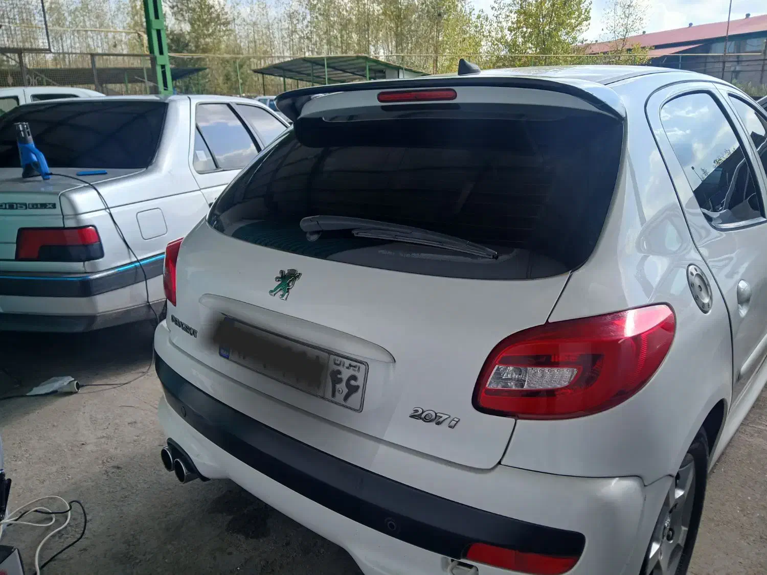 شیشه دودی خودرو در محل ، سرامیکی، گارانتی‌دار|خدمات موتور و ماشین|رشت, سعدی (تختی)|دیوار