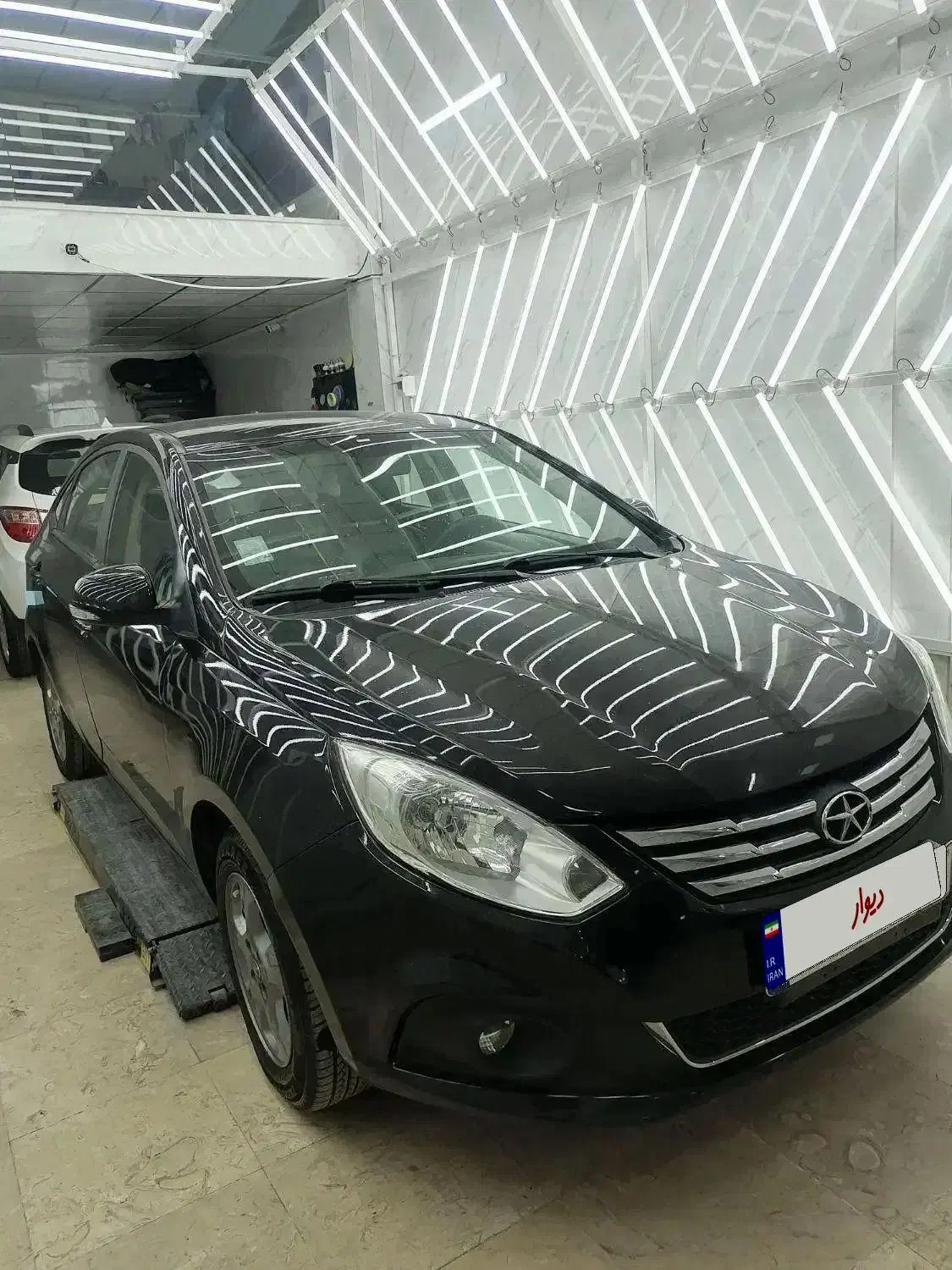 جک j4|خودرو سواری و وانت|بومهن, |دیوار