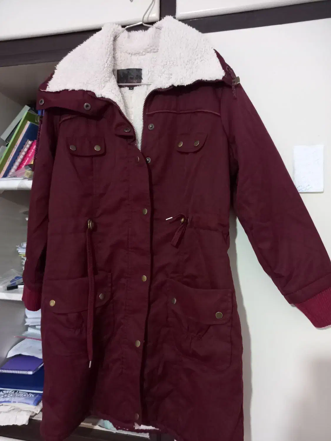 پالتو|لباس|سنندج, |دیوار