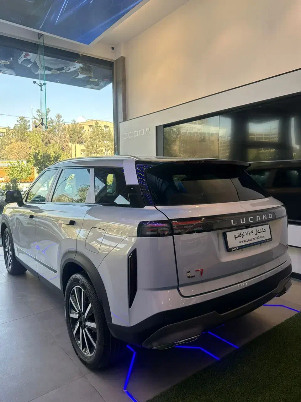 فروش ویژه لوکانو ال ۷ نقره ای|خودرو سواری و وانت|تهران, فردوس|دیوار