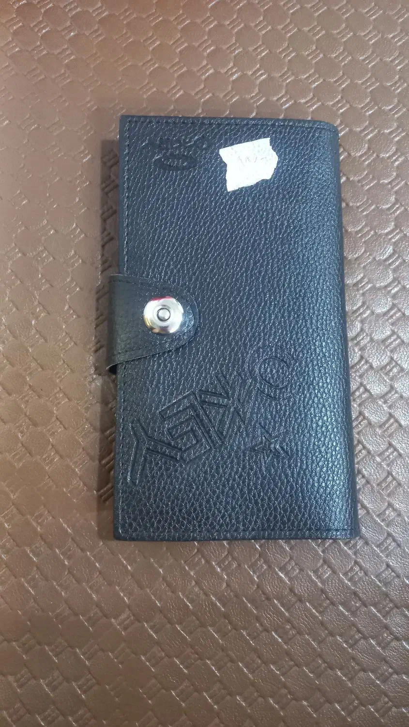 عینک و کیف|کیف، کفش، کمربند|بجنورد, |دیوار