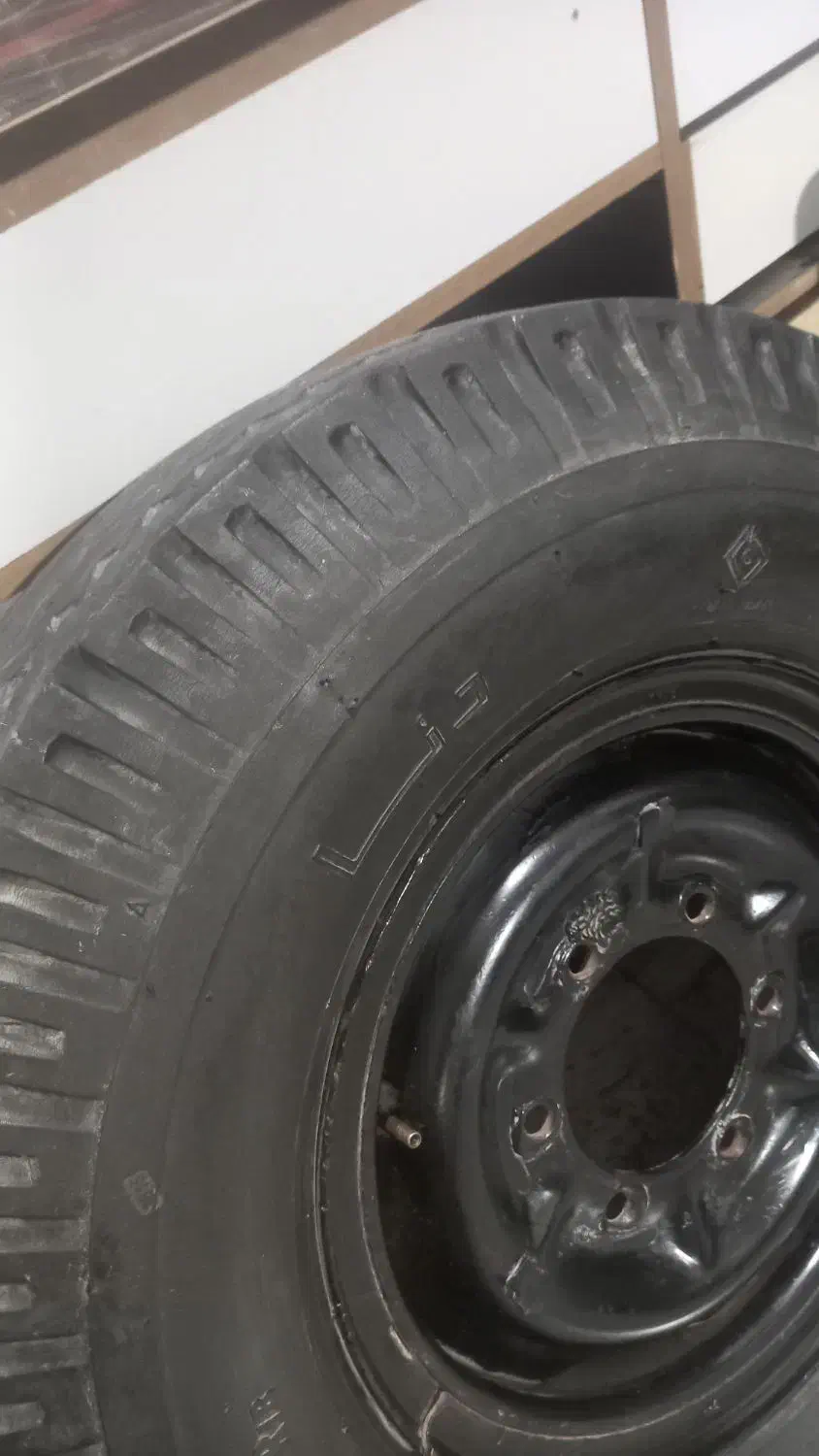 لاستیک نیسان|قطعات یدکی و لوازم جانبی|ورامین, ورامین|دیوار