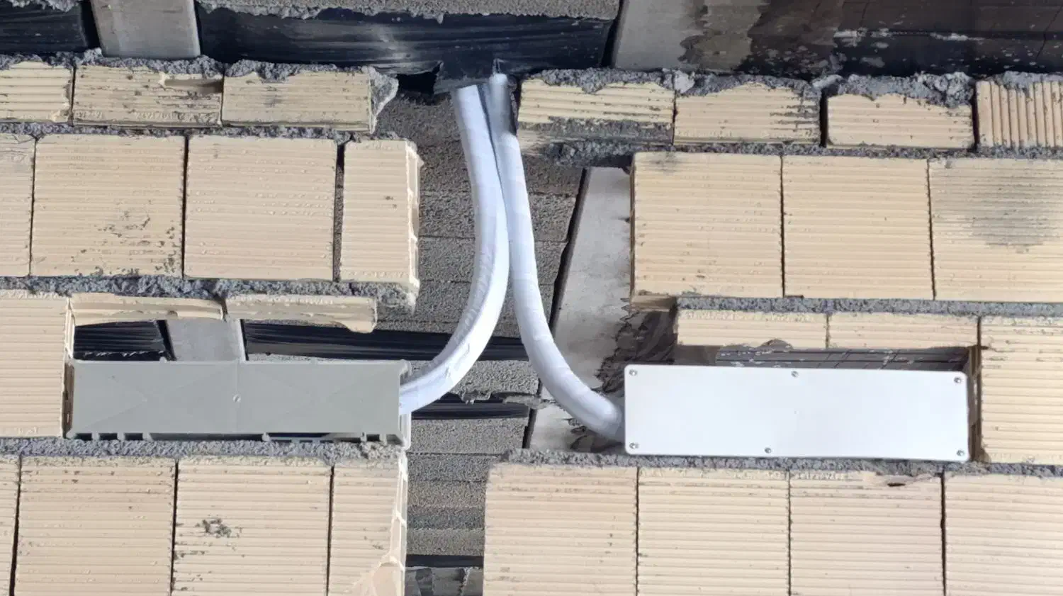 لوله مسی کولر گازی اسپلیت و داکت اسپلیت|مصالح و تجهیزات ساختمان|خمینیشهر, |دیوار