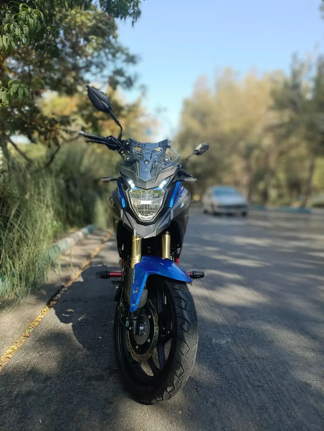 آشیل ادونچر 200|موتورسیکلت|اصفهان, قلعه طبره|دیوار