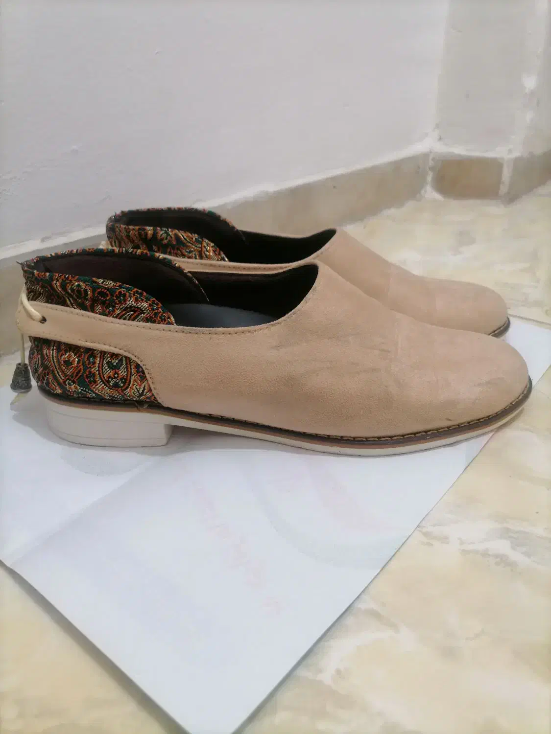 کفش اسپورت سایز 40|کیف، کفش، کمربند|محمدشهر, شهرک پیام (مهرالبرز)|دیوار