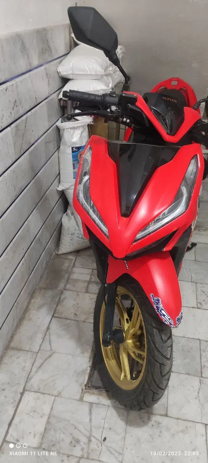 کلیک مدل1403 فروش فوری|موتورسیکلت|زنجان, |دیوار