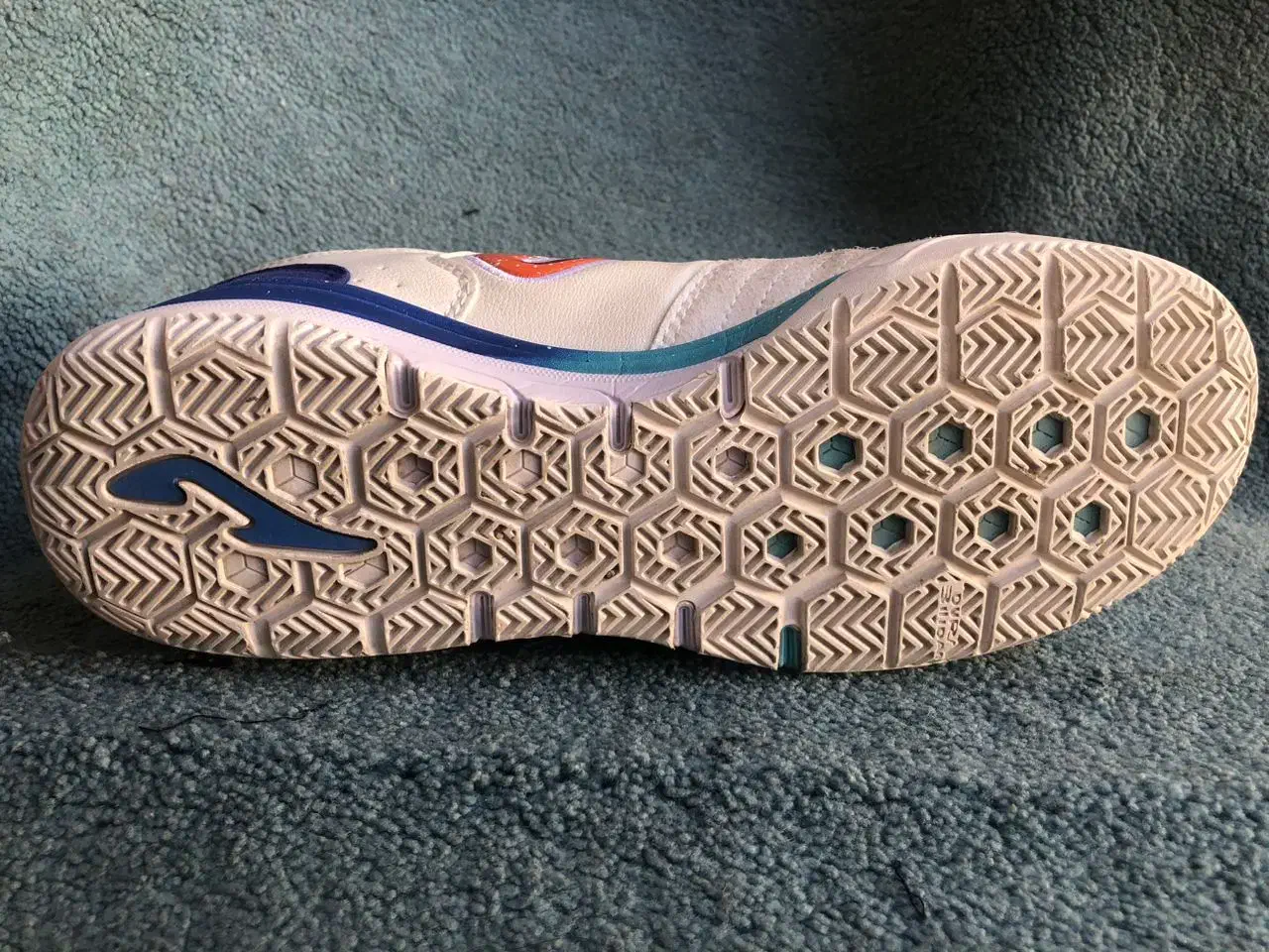 کفش فوتسال مردانه|کیف، کفش، کمربند|بهبهان, |دیوار