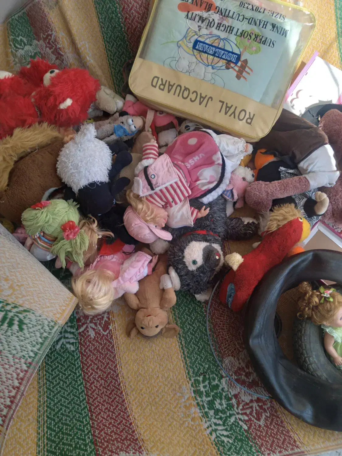 عروسک استانه|اسباببازی|شازند, |دیوار