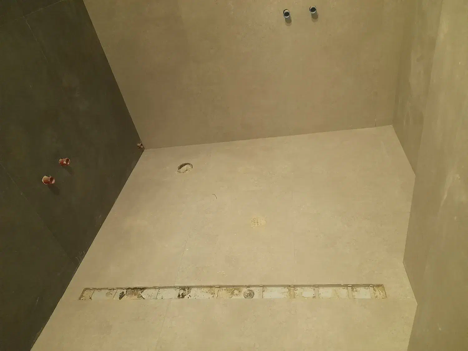 کاشیکاری و سرامیک کاری|خدمات پیشه و مهارت|اصفهان, الهیه|دیوار