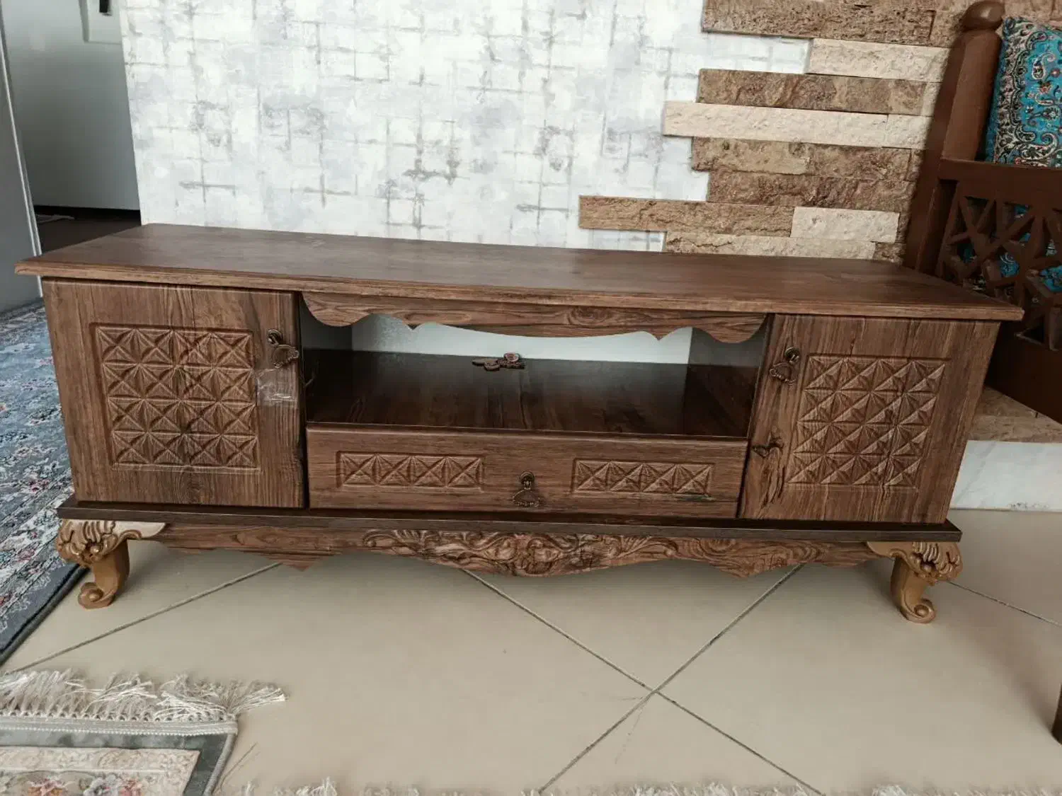 میز تلویزیون تمیز وشیک|میز تلویزیون|قم, عمار یاسر|دیوار