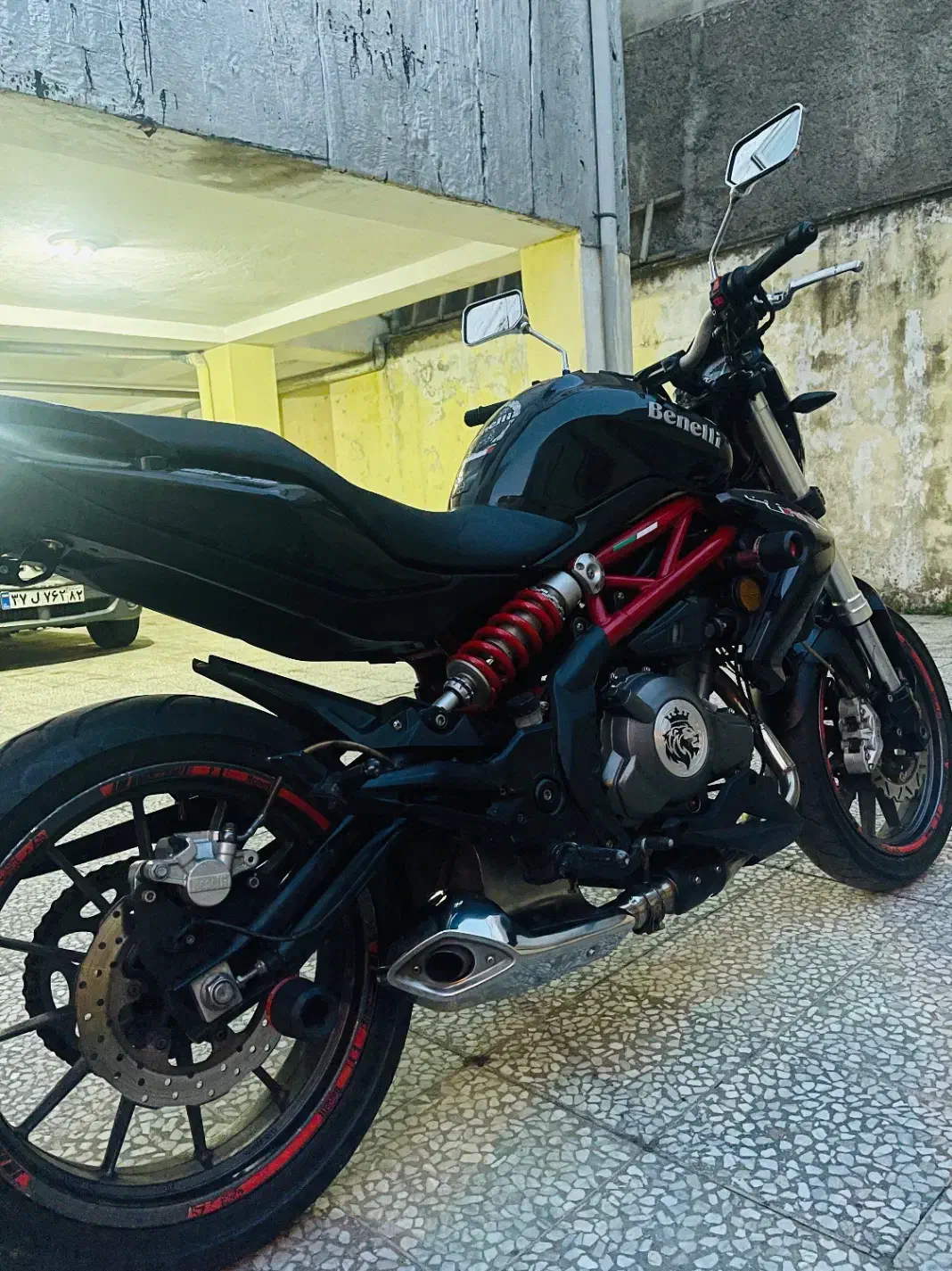 بنلی۳۰۰ جفت سیلندر مدل ۹۸ مشکی|موتورسیکلت|امیرکلا, |دیوار