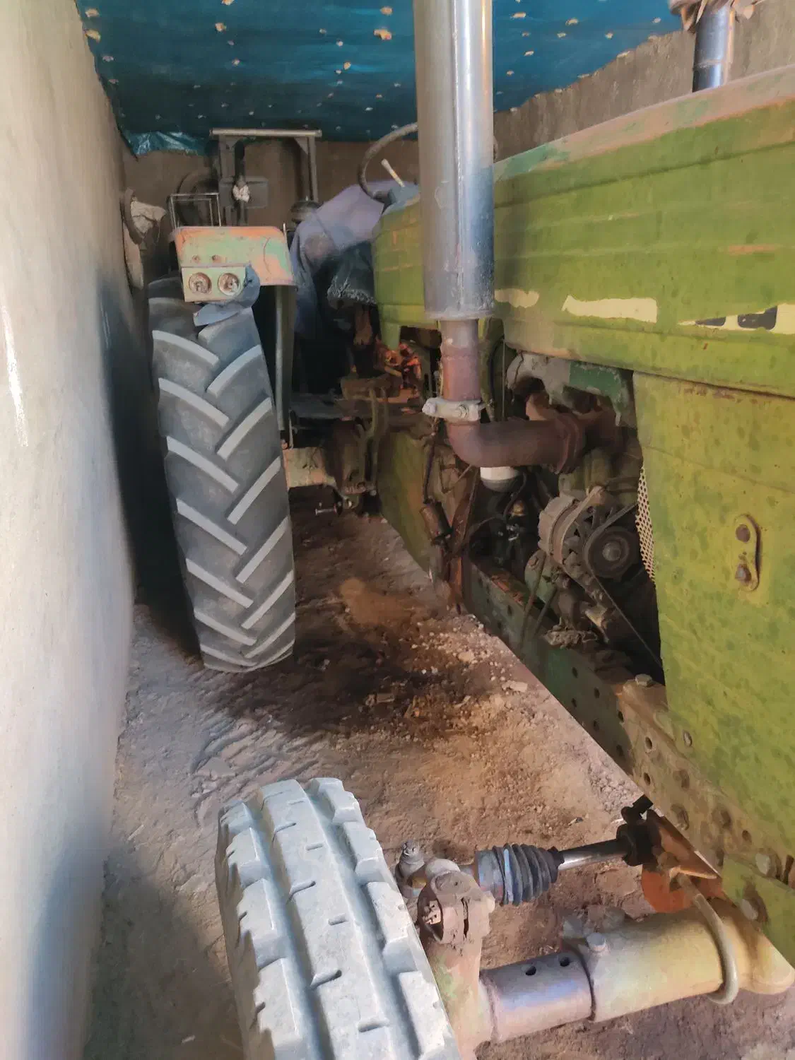 تراکتور پرکنز موتور ساعت دار|خودرو سنگین|قروه, |دیوار