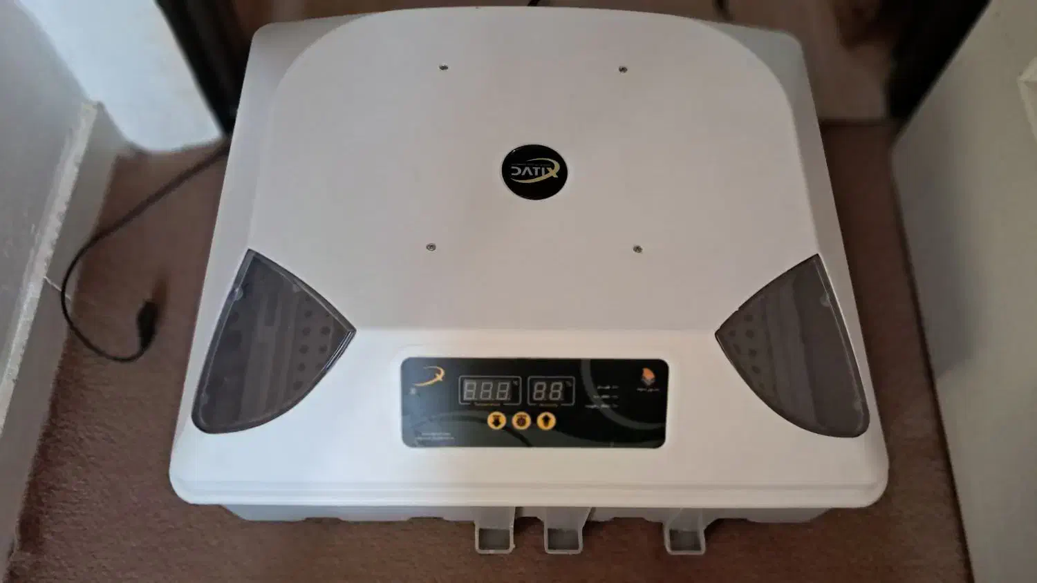 دستگاه جوجه کشی داتیکس|لوازم جانبی حیوانات|گرمسار, |دیوار