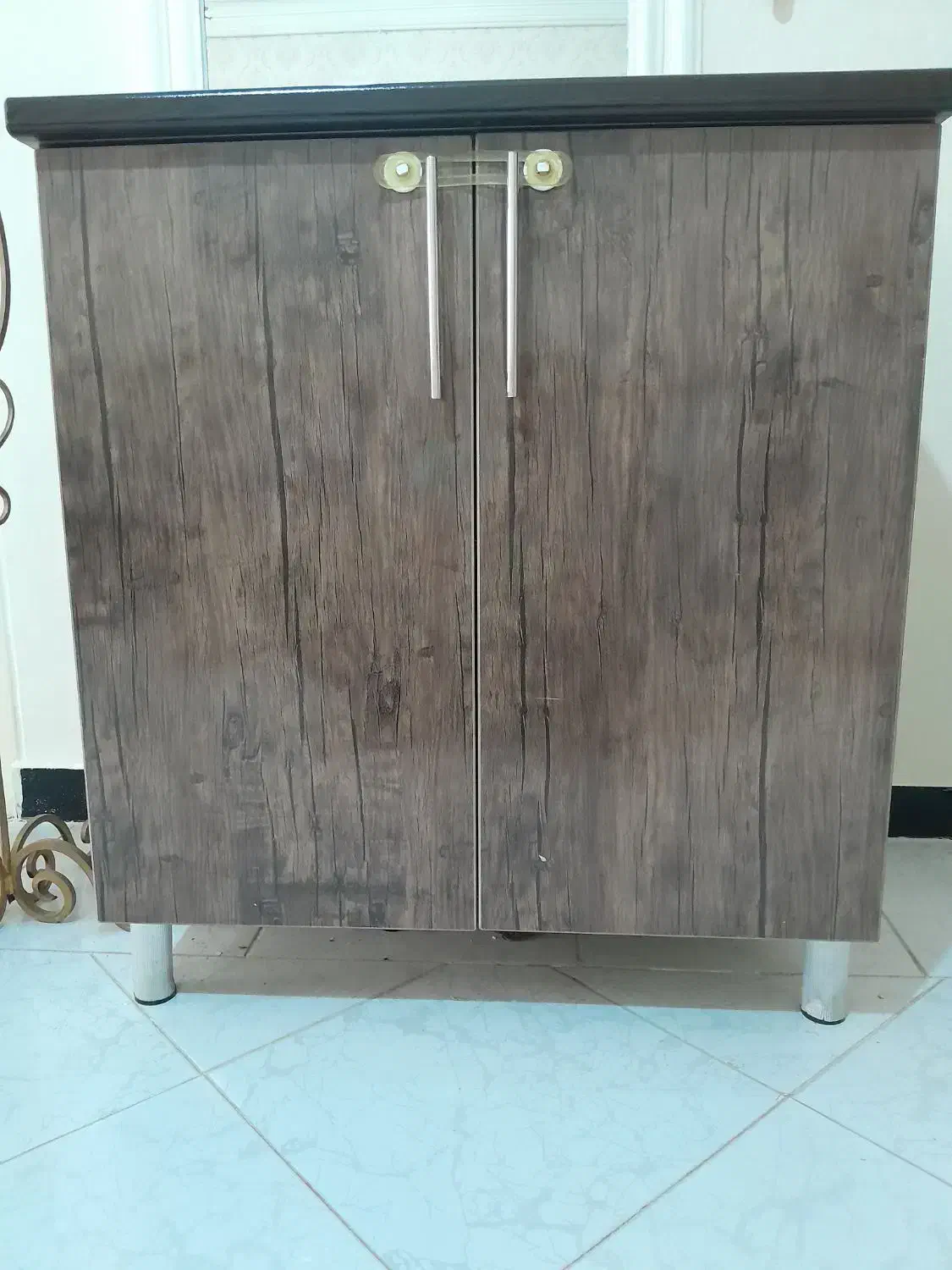 کابینت و پایه گل|مبلمان خانگی و میز عسلی|سنقر, |دیوار