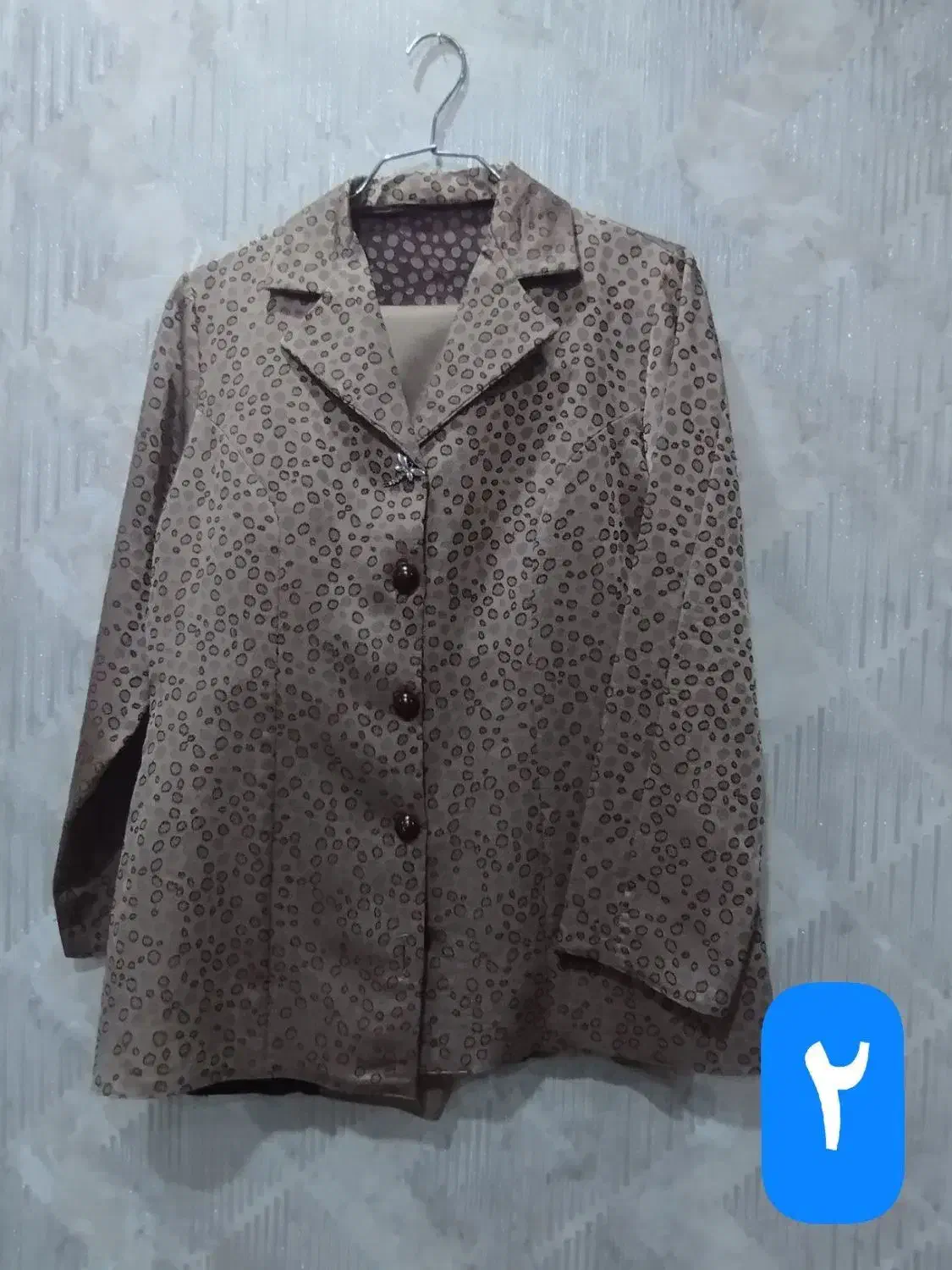 لباس دخترانه و زنانه|لباس|قروه, |دیوار