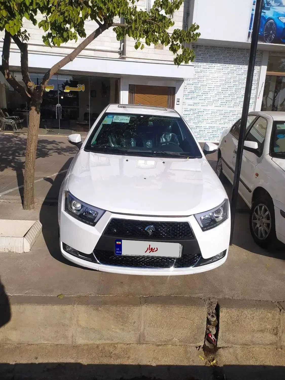 دنا پلاس اتوماتیک آپشنال خشک ۱۴۰۴|خودرو سواری و وانت|زنجان, |دیوار