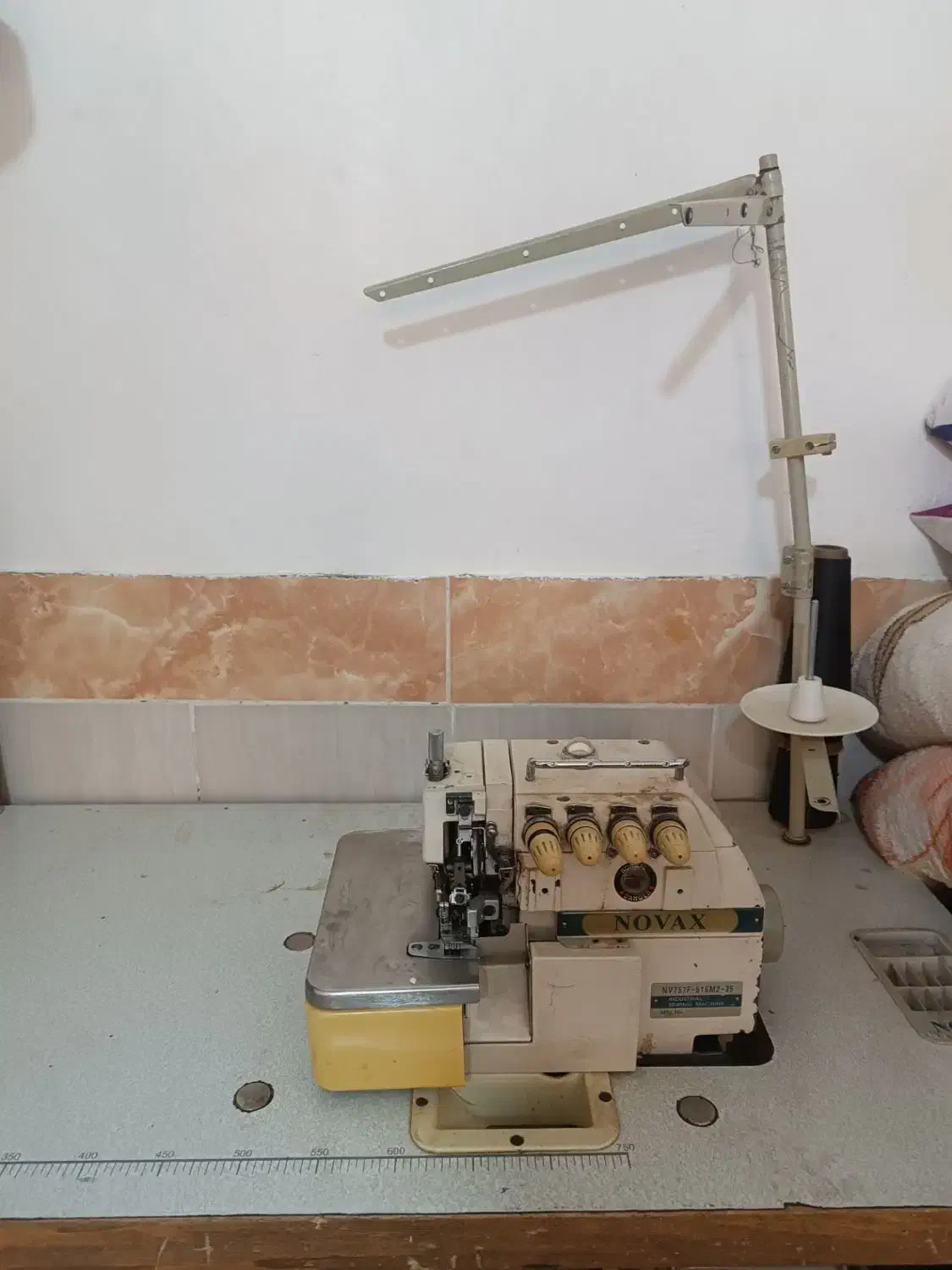 چرخ پنج نخ|چرخ خیاطی و ریسندگی|چناران, |دیوار