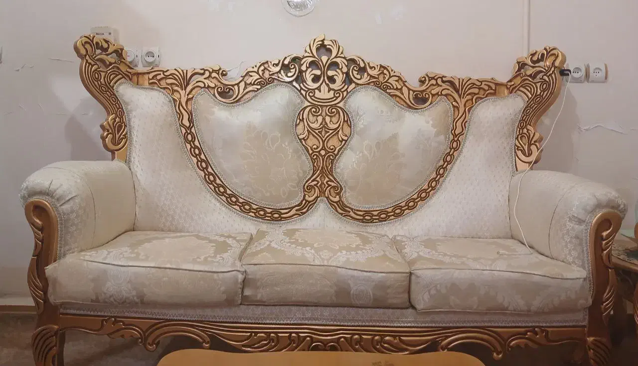 فروش مبل ۷نفره|مبلمان خانگی و میز عسلی|دهلران, |دیوار