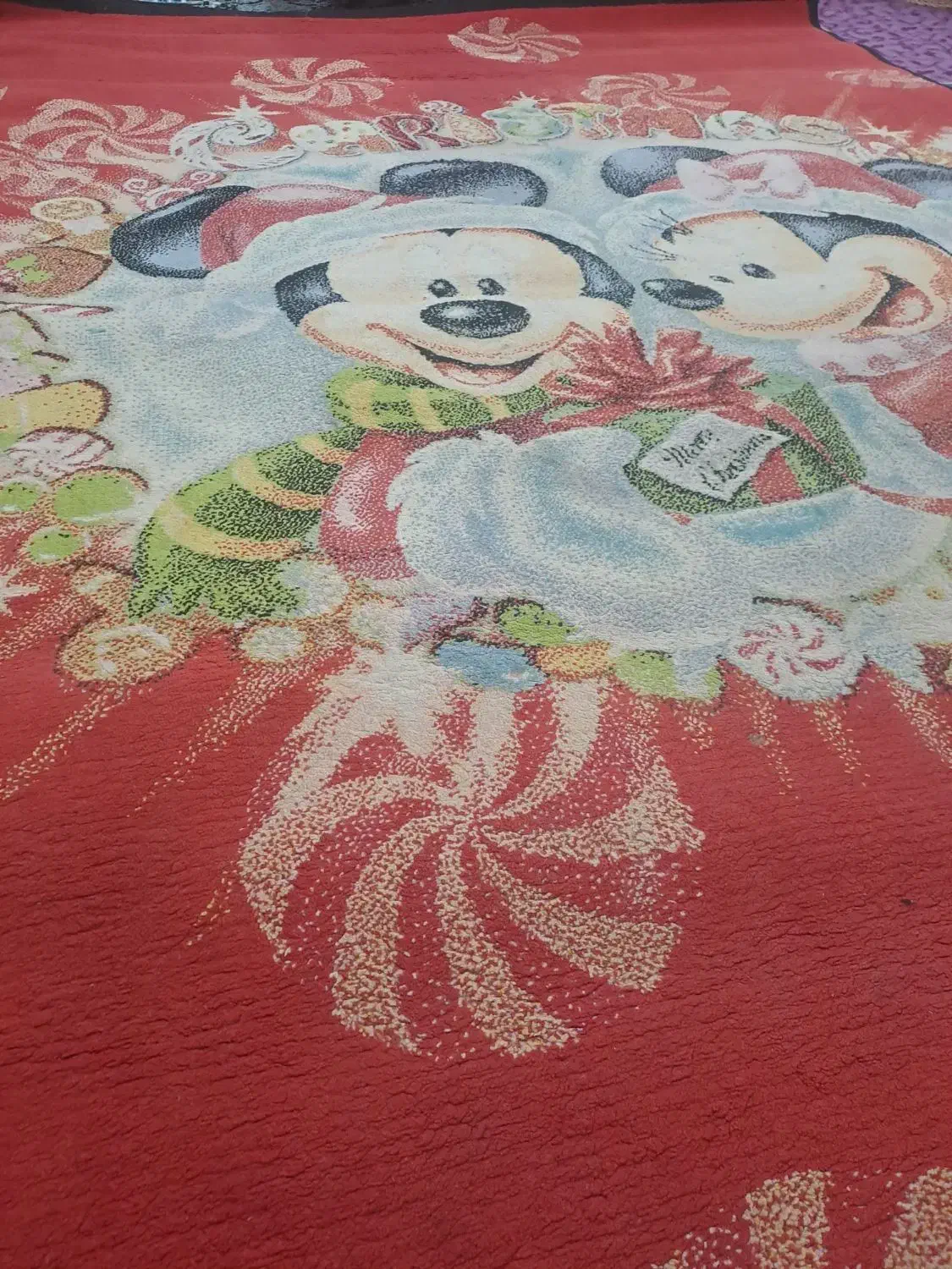 فرش ۴متری|فرش|فومن, |دیوار