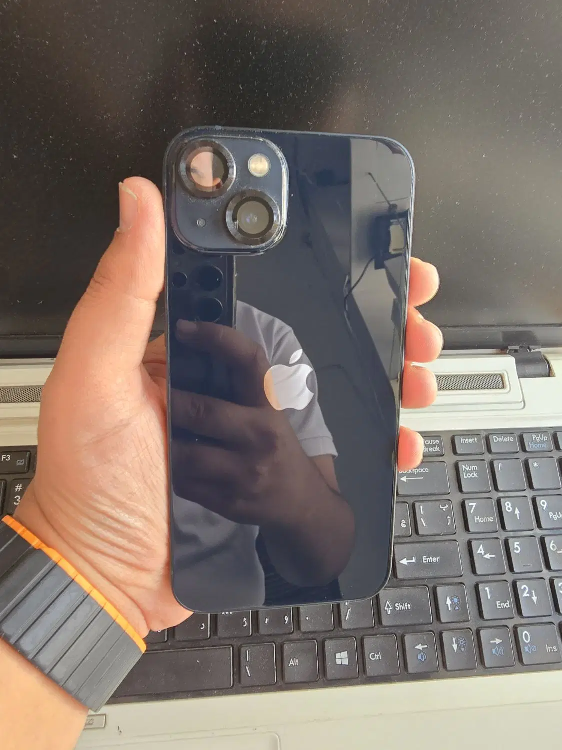 iphone 13 normal|موبایل|باسمنج, |دیوار