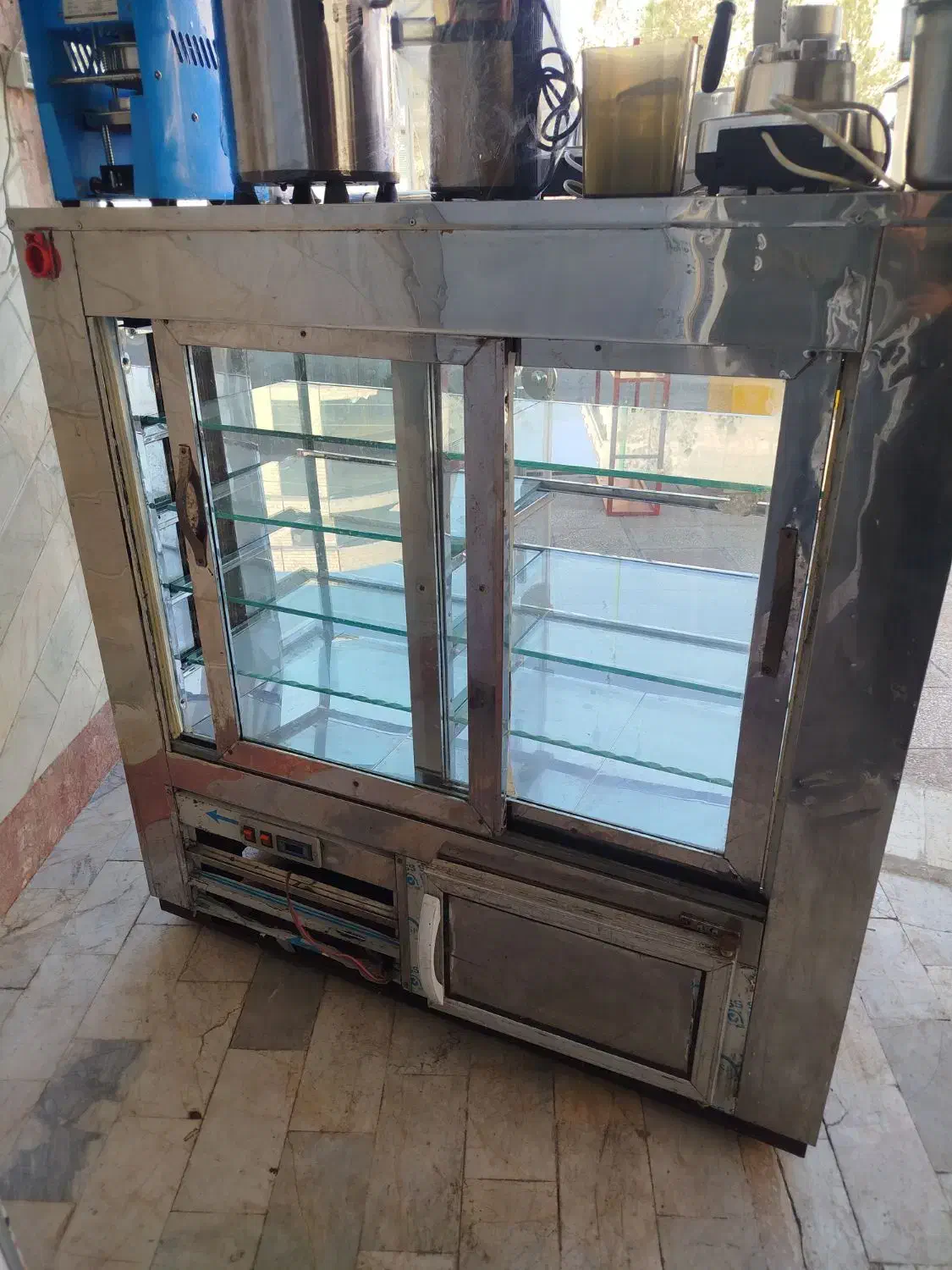 یخچال ویترین مکعبی 1/40|فروشگاه و مغازه|نسیمشهر, |دیوار