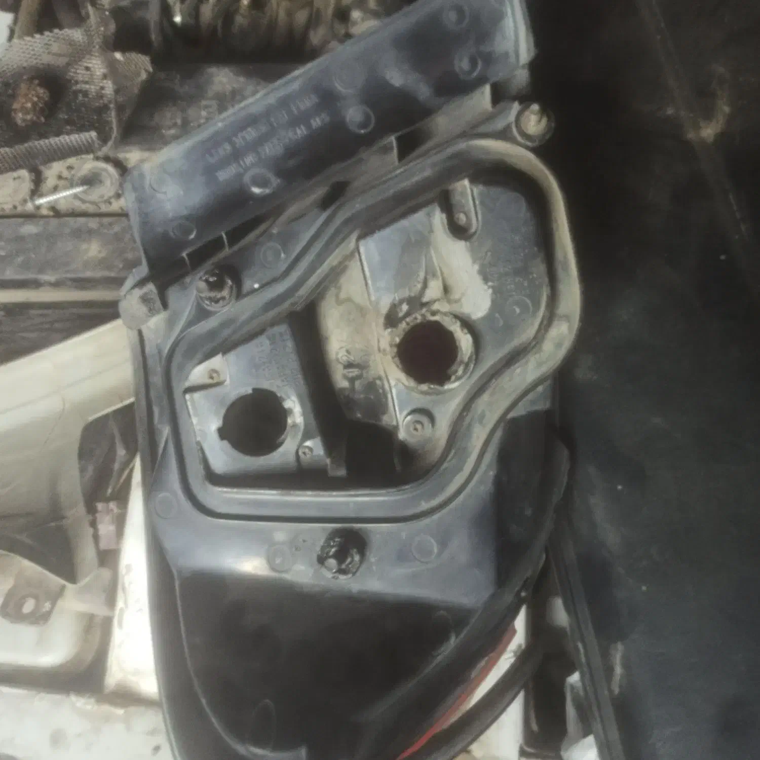 خطر عقب ماکسیما|قطعات یدکی و لوازم جانبی|کرمان, |دیوار