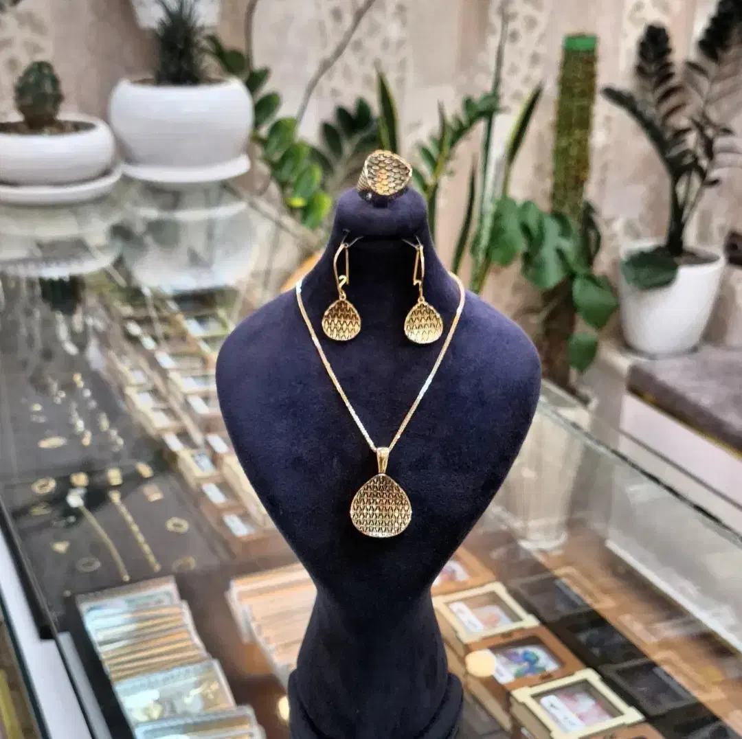 سرویس سیاه قلم بدون اجرت ومالیات فقط با ۶درصد|جواهرات|رشت, فلسطین|دیوار